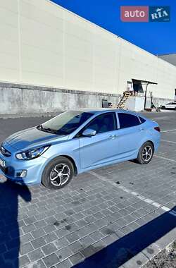 Седан Hyundai Accent 2012 в Львове