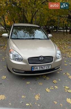 Седан Hyundai Accent 2008 в Днепре