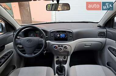 Седан Hyundai Accent 2008 в Умані