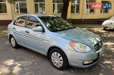 Седан Hyundai Accent 2008 в Днепре