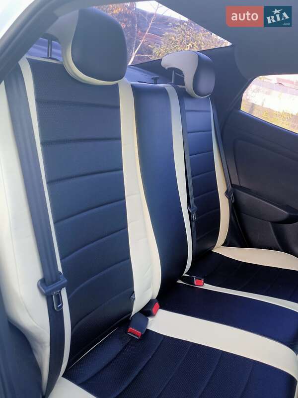 Седан Hyundai Accent 2012 в Хмельницькому фото 12 Седан Hyundai Accent 2012 в Хмельницькому