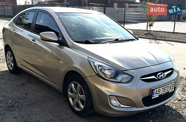 Седан Hyundai Accent 2011 в Києві