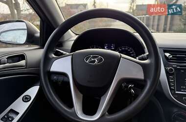 Седан Hyundai Accent 2016 в Виннице