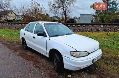 Седан Hyundai Accent 1995 в Одессе