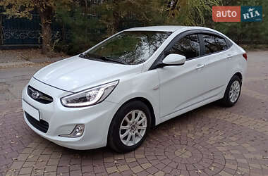 Седан Hyundai Accent 2013 в Запорожье