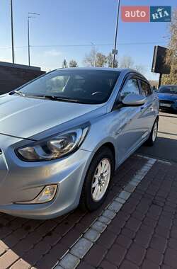 Седан Hyundai Accent 2011 в Києві