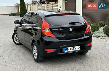 Hyundai Accent 2014