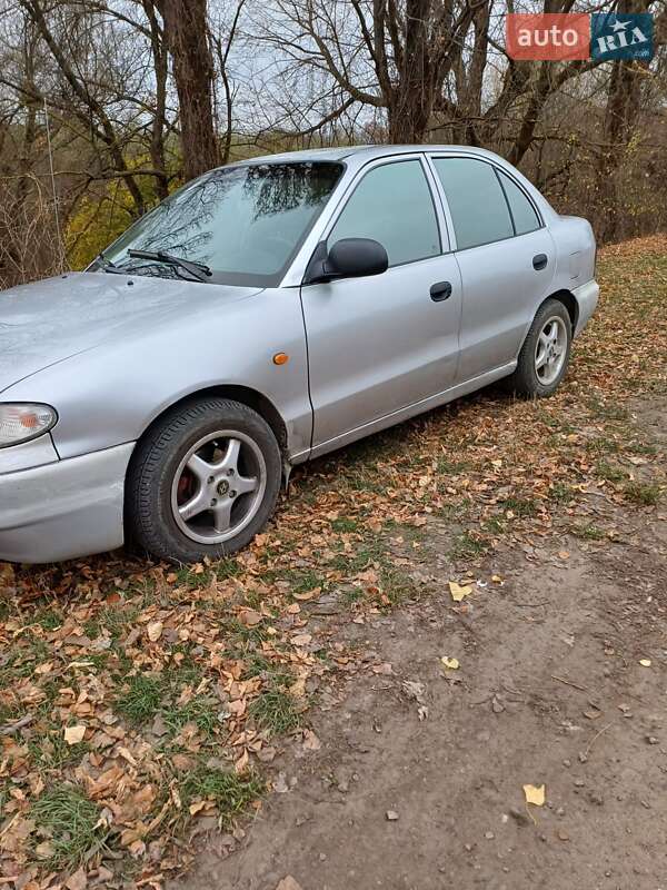 Седан Hyundai Accent 1996 в Смеле
