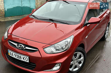 Седан Hyundai Accent 2011 в Киеве