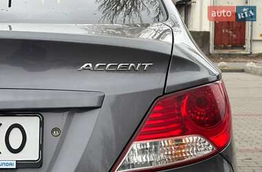 Седан Hyundai Accent 2012 в Днепре