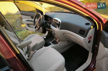 Седан Hyundai Accent 2009 в Одессе