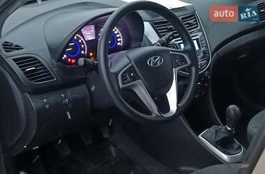 Хэтчбек Hyundai Accent 2012 в Харькове