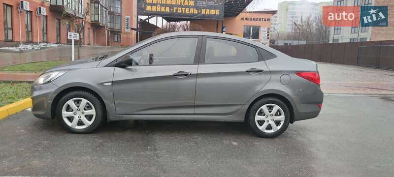 Седан Hyundai Accent 2013 в Кам'янець-Подільському