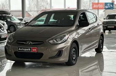 Hyundai Accent 2013