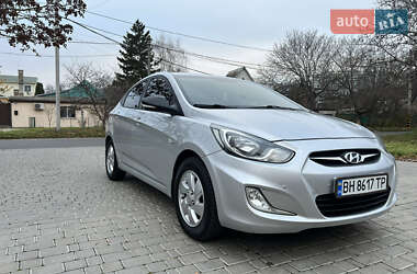 Седан Hyundai Accent 2011 в Одессе