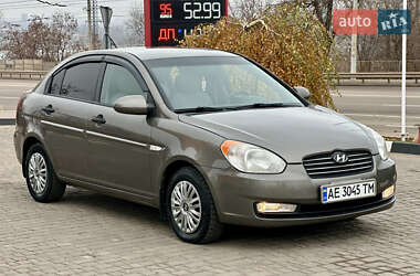 Седан Hyundai Accent 2008 в Кривом Роге