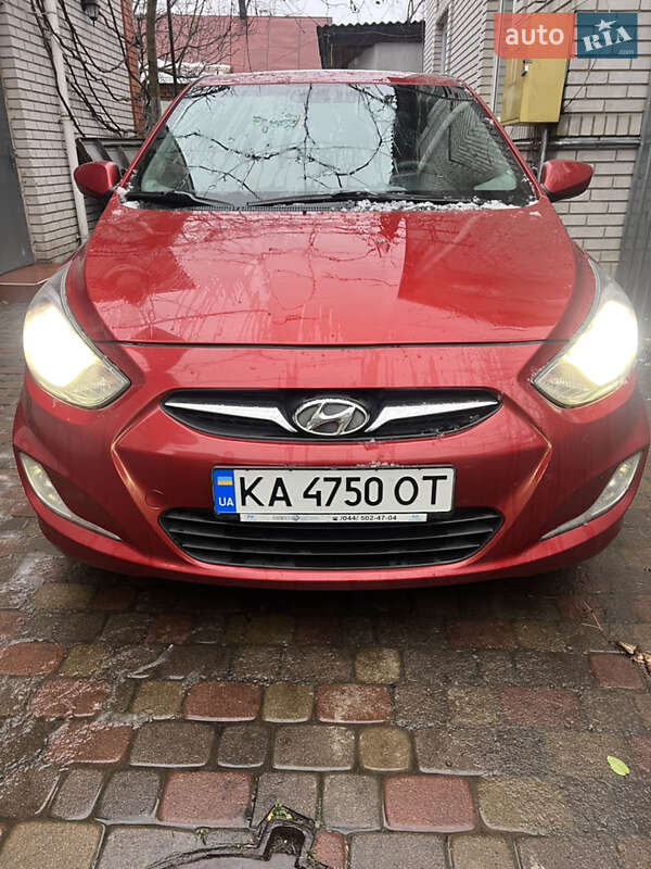 Седан Hyundai Accent 2011 в Києві