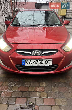 Hyundai Accent 2011