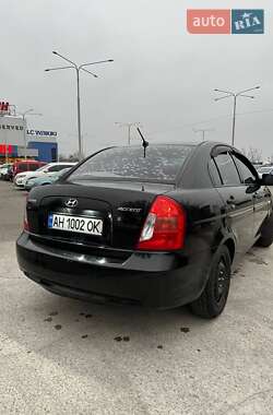 Седан Hyundai Accent 2008 в Днепре