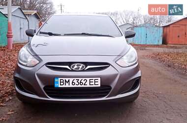 Hyundai Accent 2011