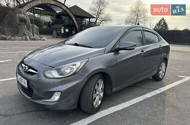 Седан Hyundai Accent 2011 в Днепре