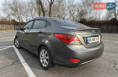 Седан Hyundai Accent 2011 в Днепре