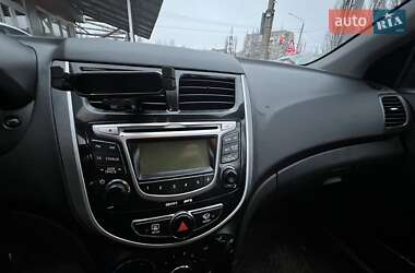 Седан Hyundai Accent 2011 в Миколаєві