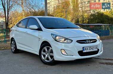 Седан Hyundai Accent 2013 в Харкові