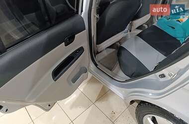 Седан Hyundai Accent 2008 в Славянске