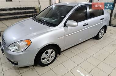 Седан Hyundai Accent 2008 в Славянске