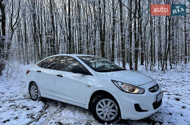 Седан Hyundai Accent 2014 в Вінниці