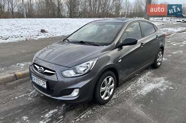 Hyundai Accent 2013