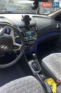 Седан Hyundai Accent 2012 в Тернополі