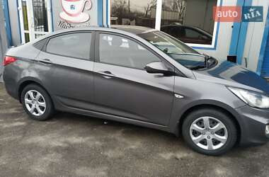 Седан Hyundai Accent 2012 в Чернигове