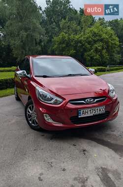 Седан Hyundai Accent 2013 в Чернігові