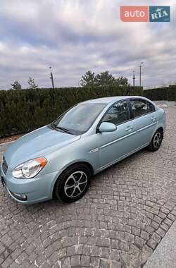 Седан Hyundai Accent 2008 в Днепре