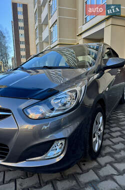 Седан Hyundai Accent 2012 в Хмельницькому