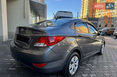 Седан Hyundai Accent 2012 в Хмельницькому