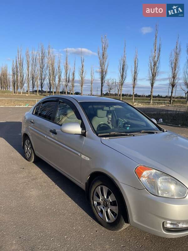 Седан Hyundai Accent 2006 в Миколаєві