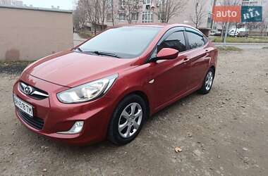 Хетчбек Hyundai Accent 2013 в Одесі