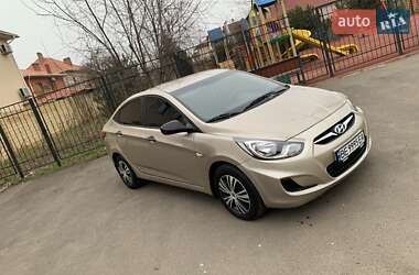 Седан Hyundai Accent 2013 в Одесі