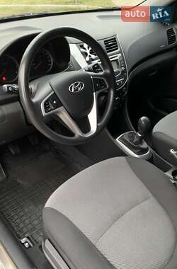 Седан Hyundai Accent 2013 в Одесі