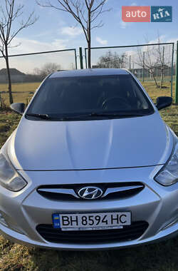 Hyundai Accent 2011 Hyundai Accent 2011