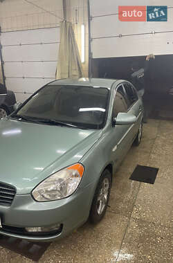 Hyundai Accent 2008