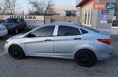 Седан Hyundai Accent 2013 в Миколаєві