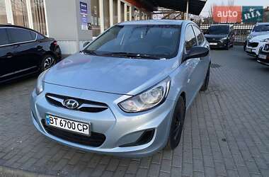 Седан Hyundai Accent 2013 в Миколаєві