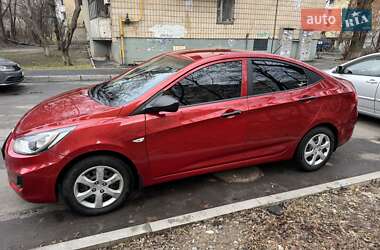 Седан Hyundai Accent 2012 в Киеве