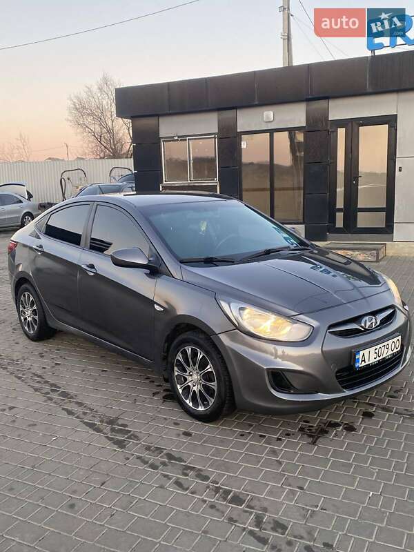 Седан Hyundai Accent 2013 в Одессе