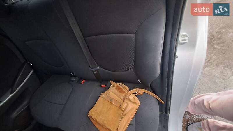 Седан Hyundai Accent 2013 в Умані