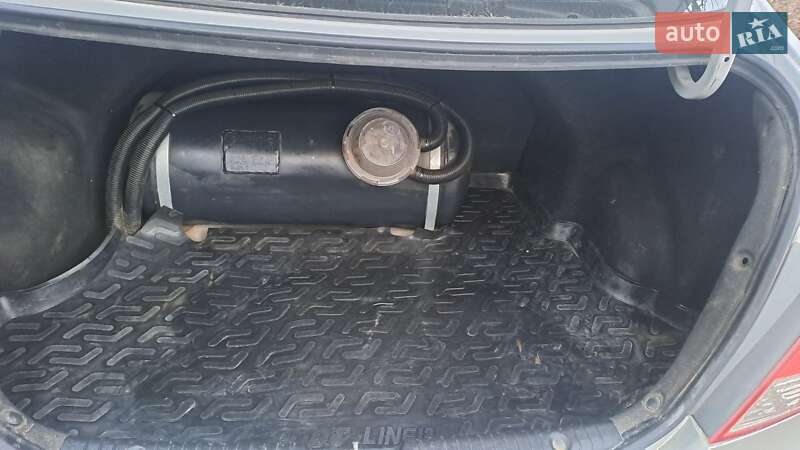 Седан Hyundai Accent 2013 в Умані